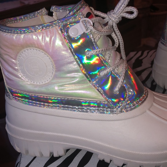 COPY - Tommy Hilfiger Danni Duck Boots - Picture 7 of 16